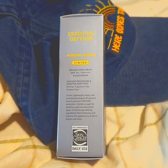 SkinMedica mineral shield - Picture 2 of 4